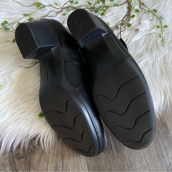 Clarks Collection Emslie Lulin Leather Mary Jane Pumps Comfort Shoe Size 9.5 - Picture 7 of 9